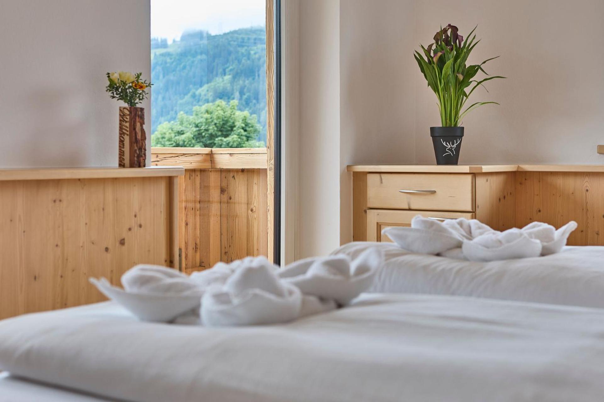 Platzhirsch Rooms - B&B - Self Check-In Piesendorf Ngoại thất bức ảnh