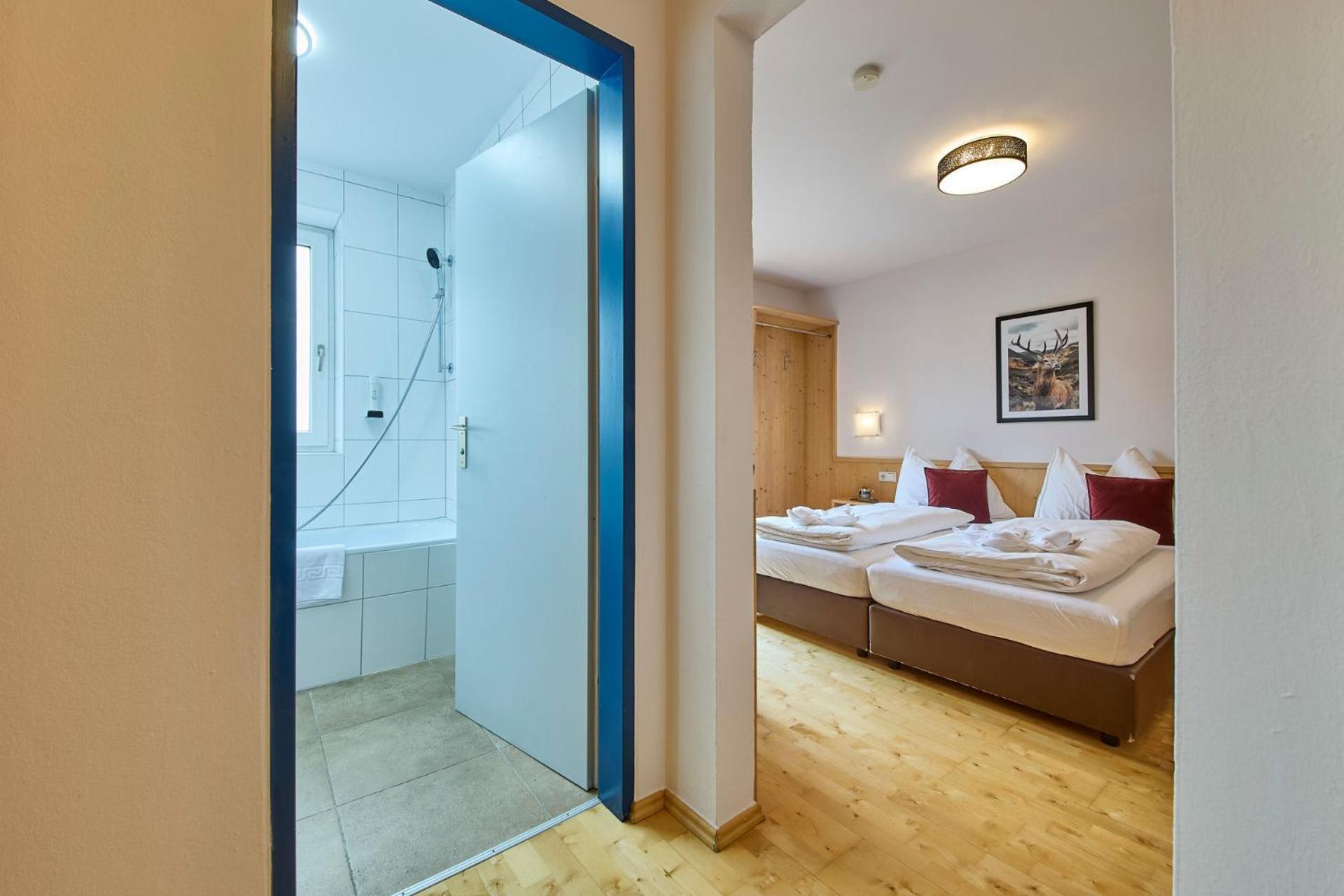 Platzhirsch Rooms - B&B - Self Check-In Piesendorf Ngoại thất bức ảnh