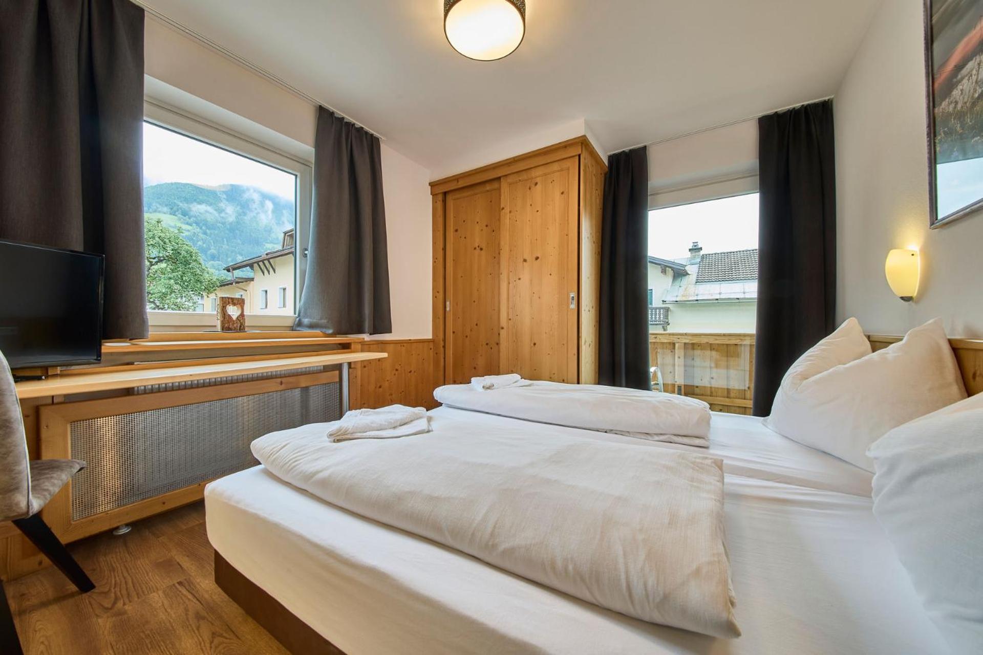 Platzhirsch Rooms - B&B - Self Check-In Piesendorf Ngoại thất bức ảnh